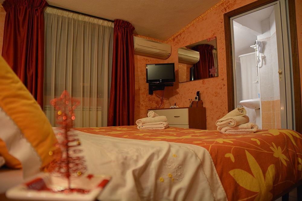 B&B Fantar House Carbonia Zewnętrze zdjęcie