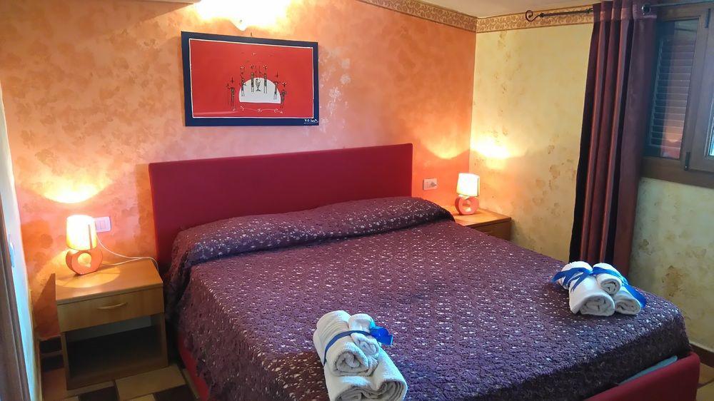 B&B Fantar House Carbonia Zewnętrze zdjęcie
