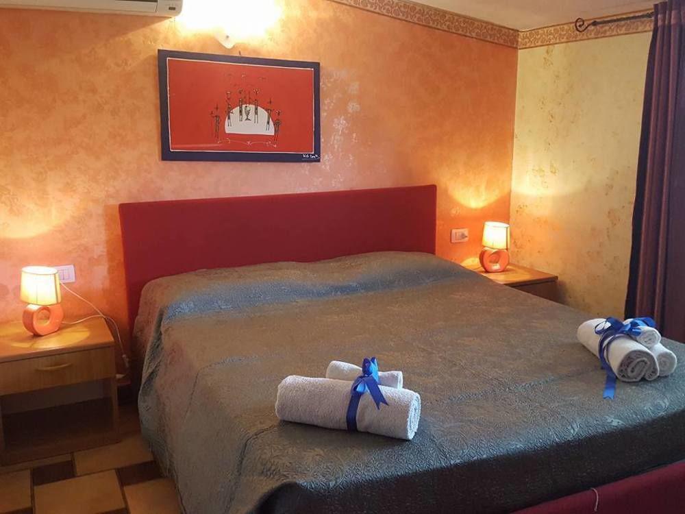 B&B Fantar House Carbonia Zewnętrze zdjęcie