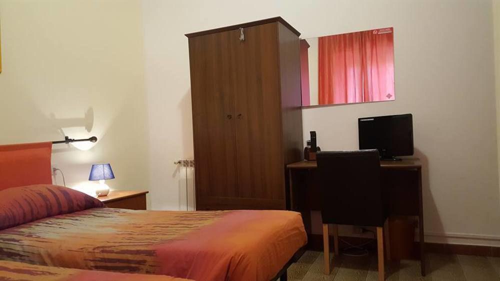 B&B Fantar House Carbonia Zewnętrze zdjęcie