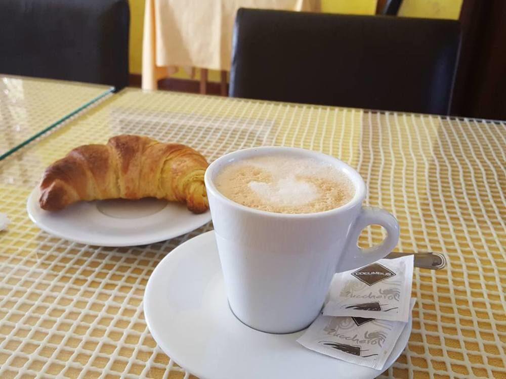 B&B Fantar House Carbonia Zewnętrze zdjęcie