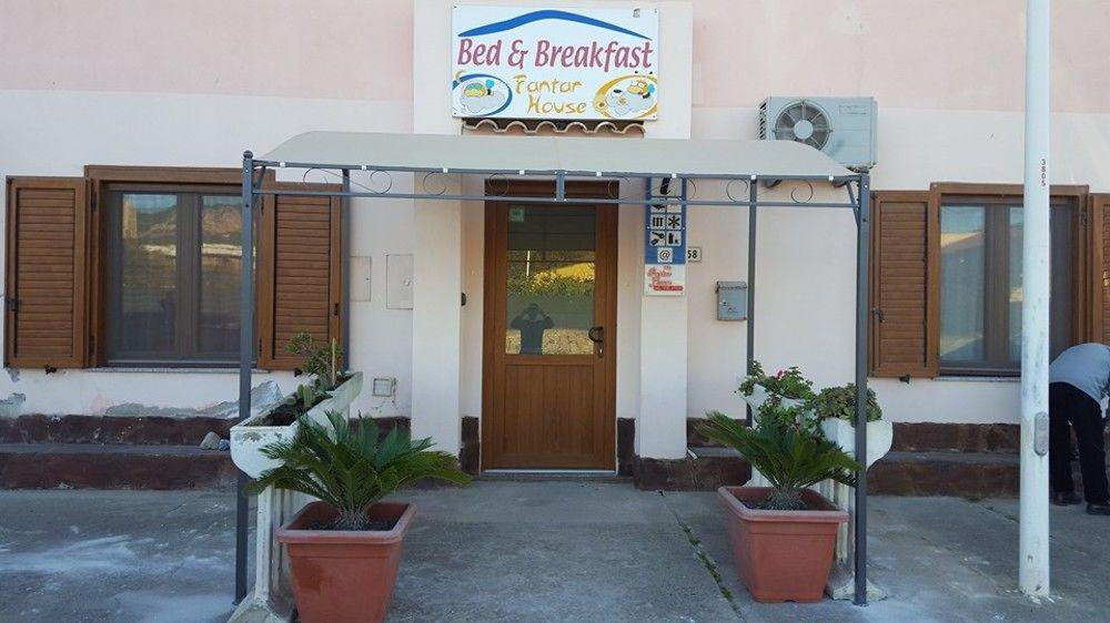 B&B Fantar House Carbonia Zewnętrze zdjęcie