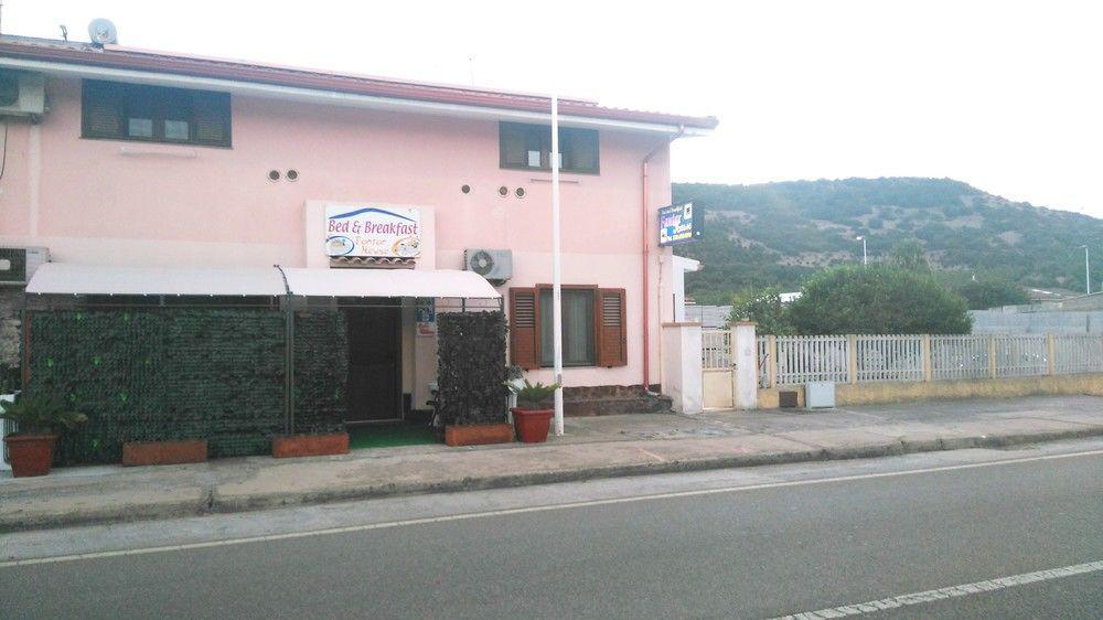 B&B Fantar House Carbonia Zewnętrze zdjęcie